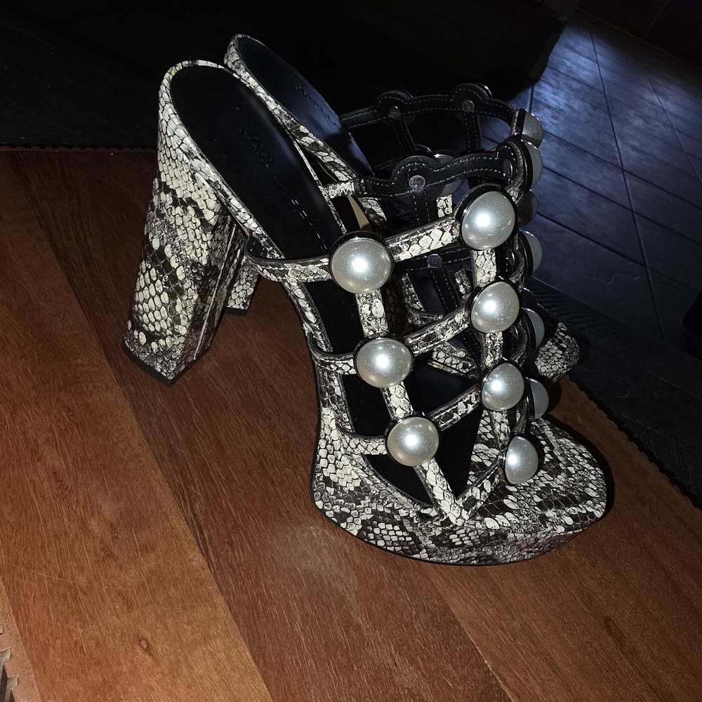 Karl Lagerfeld Snake-Print Pearl-Accent Block Heel Sandals - Black/White
